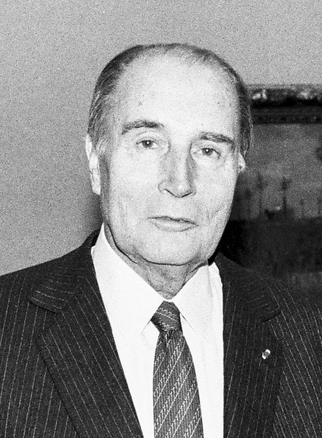 François Mitterrand en novembre 1989, année de l'inauguration du siège d'Interpol à Lyon